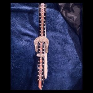 Woman’s rhinestone western belt